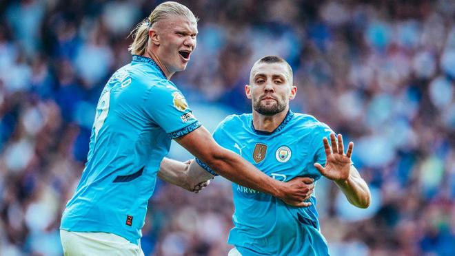 很多球迷纷 很多球迷纷